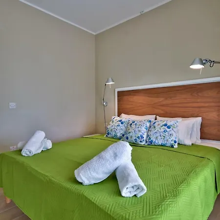 Spinola Park - Loft Penthouse شقة سانت جوليان
