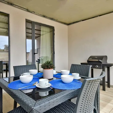Spinola Park - Loft Penthouse شقة *